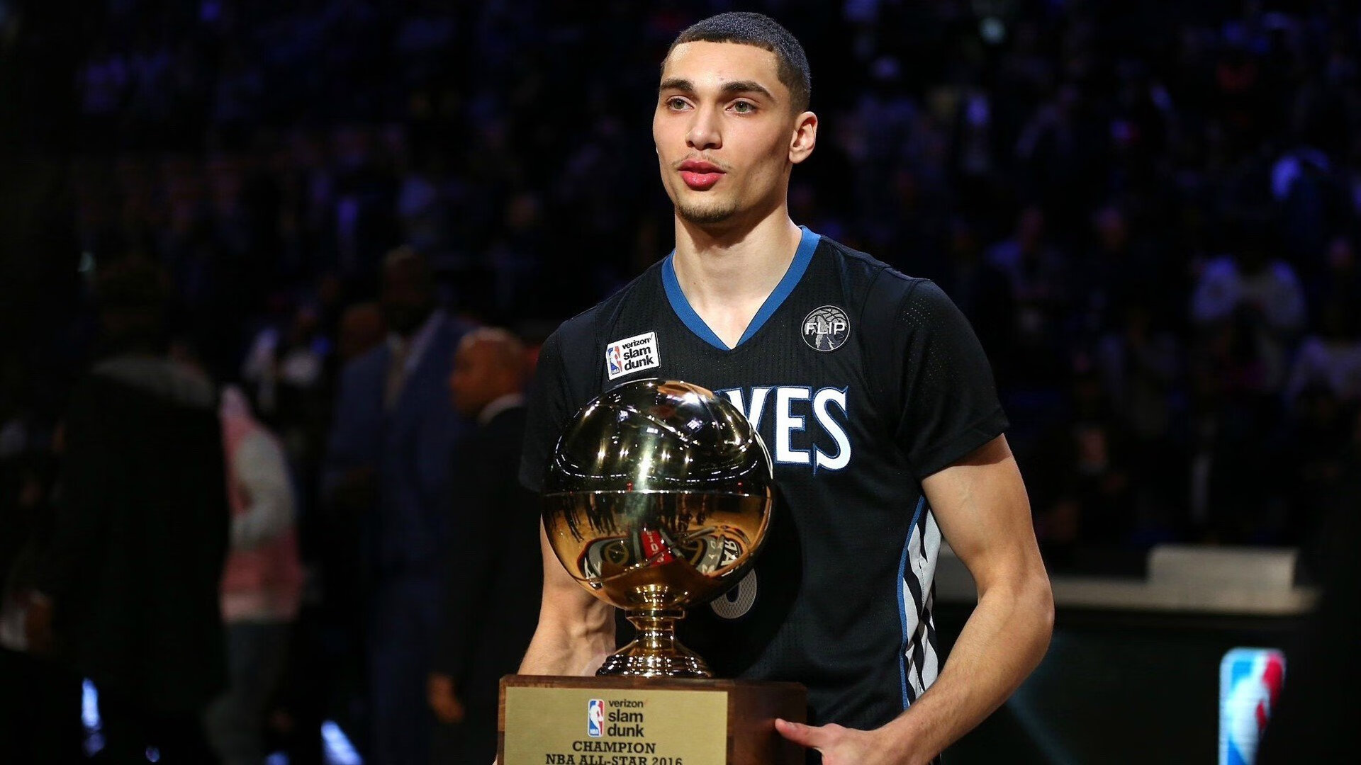 FB体育赛事-猛龙碾压活塞，贝恩成为关键先生，新星崛起与战术碾压的完美结合