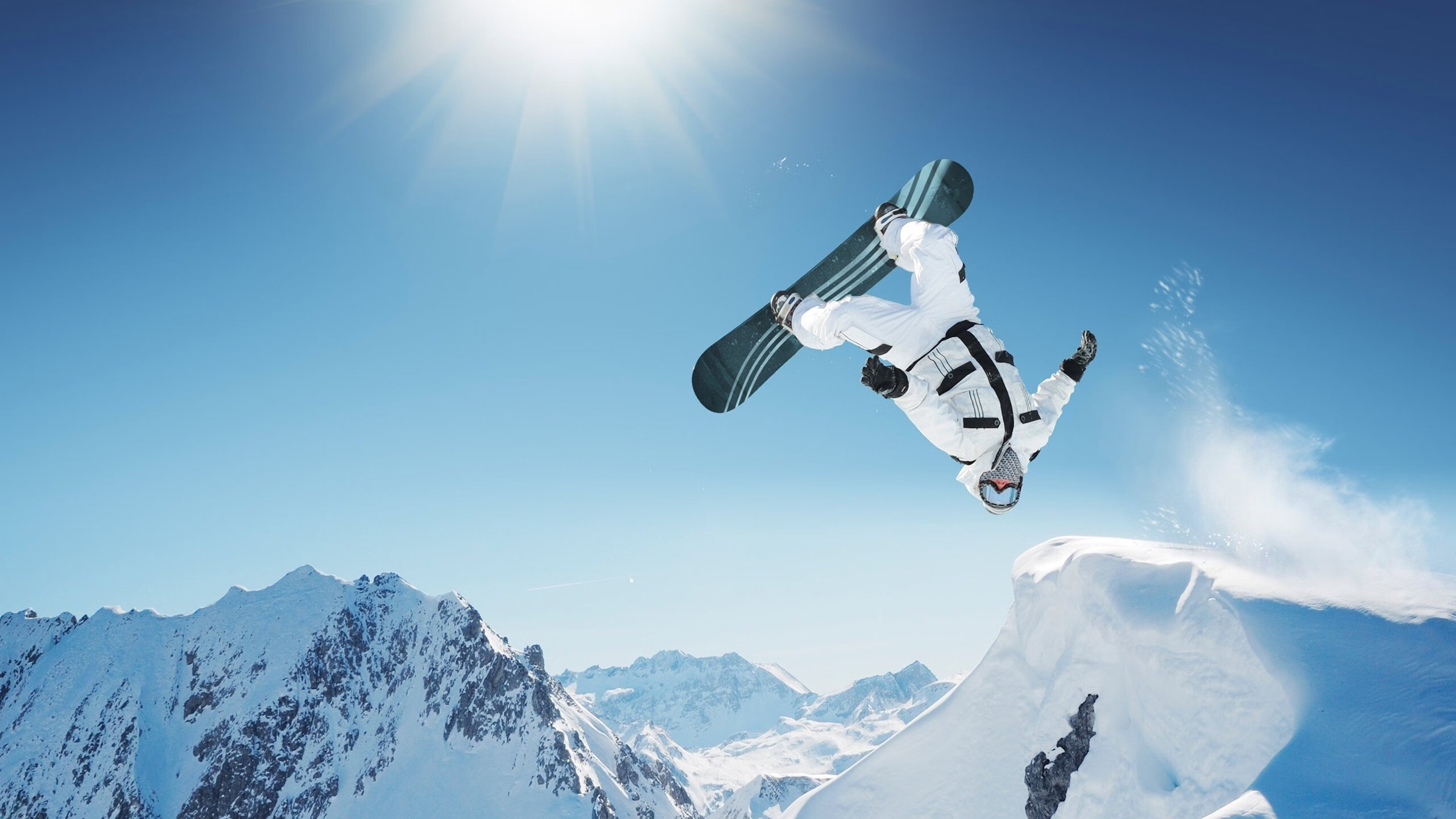 FB体育下载-欧冠半决赛之夜，马克西冠军级表现点燃球场